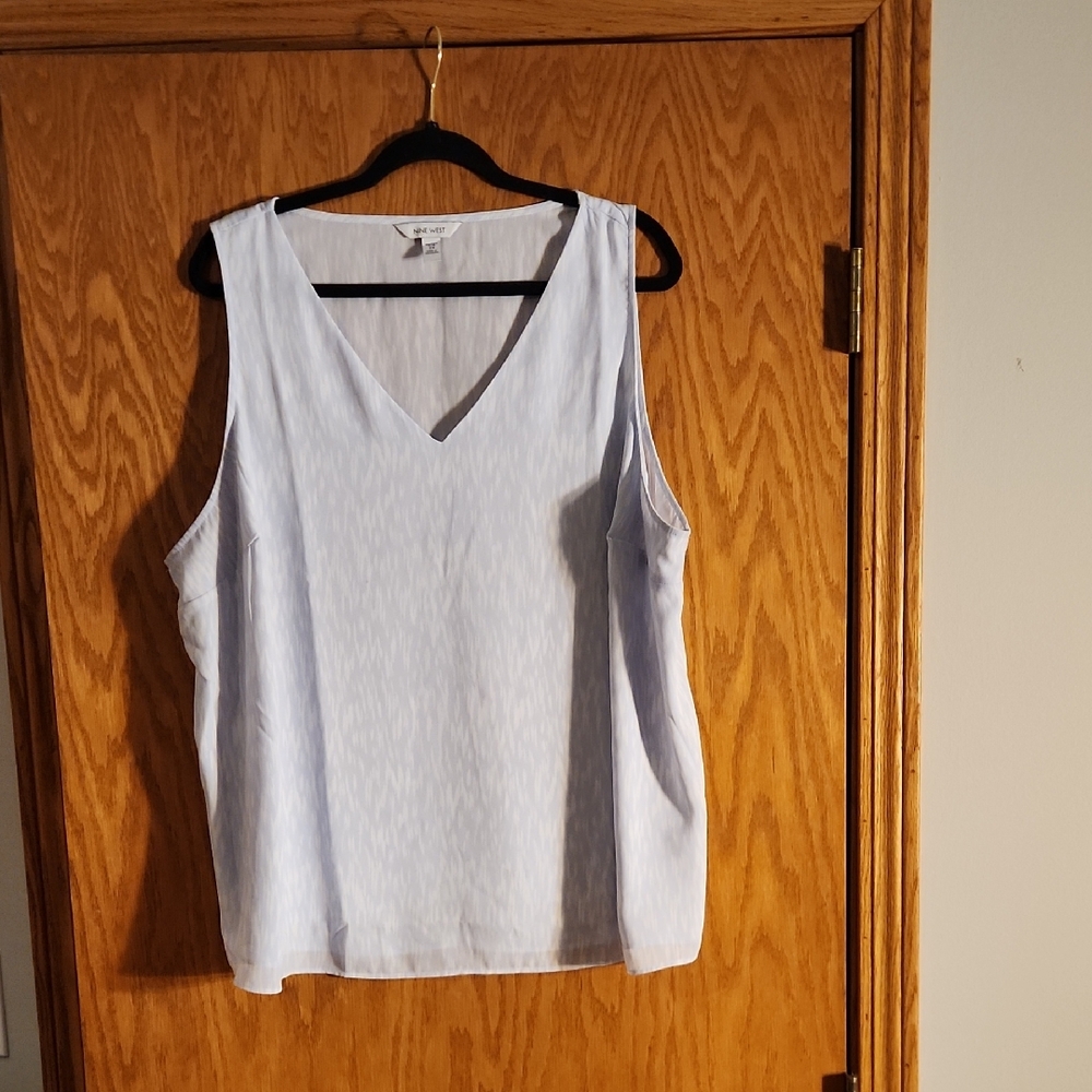 Nine West White And Sky Blue V-Neck Tank Top, Size 2x